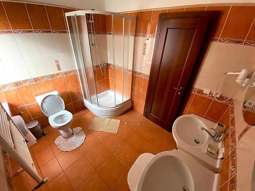 Garni Hotel Tatramonti ポプラト エクステリア 写真