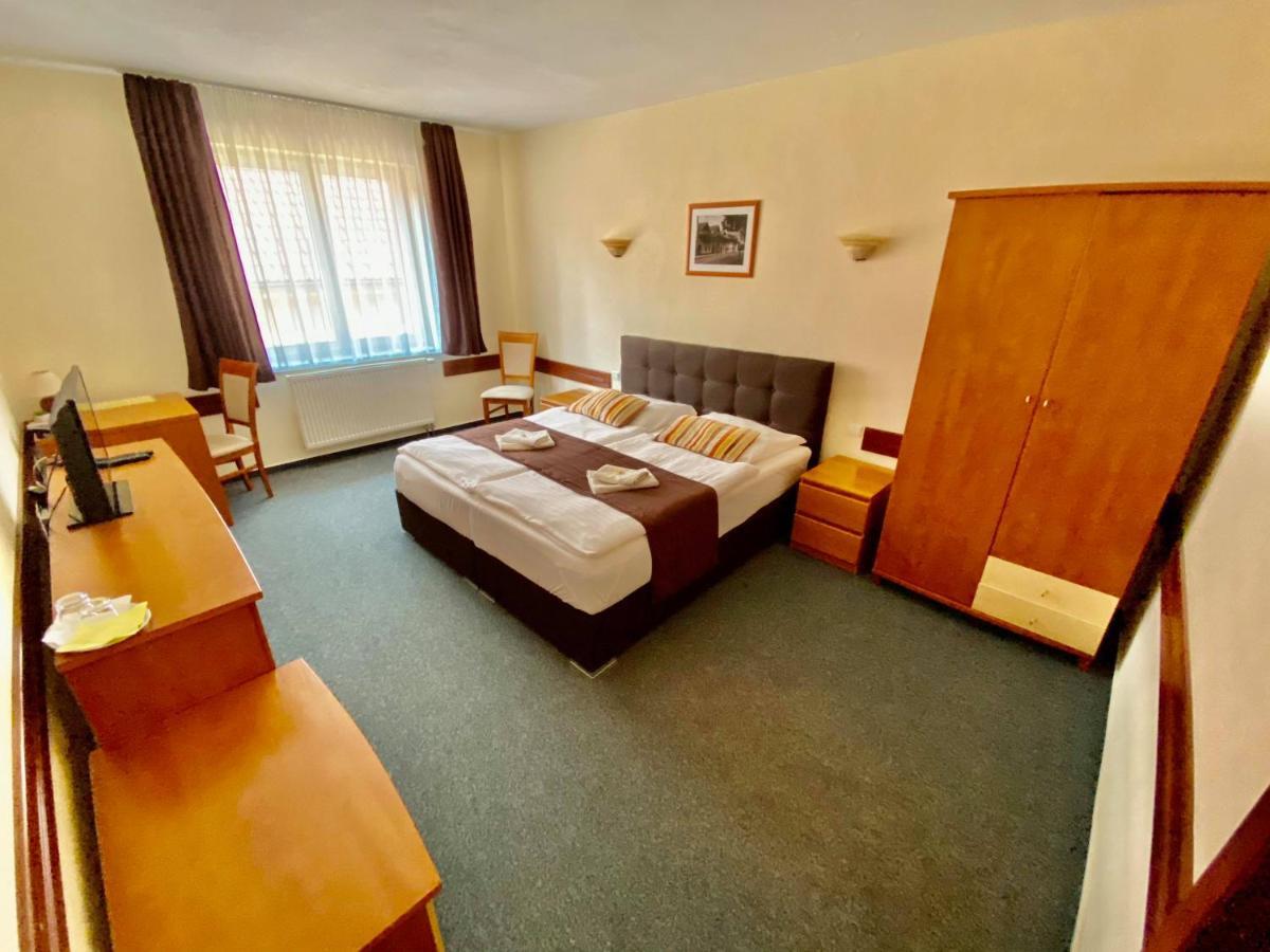 Garni Hotel Tatramonti ポプラト エクステリア 写真